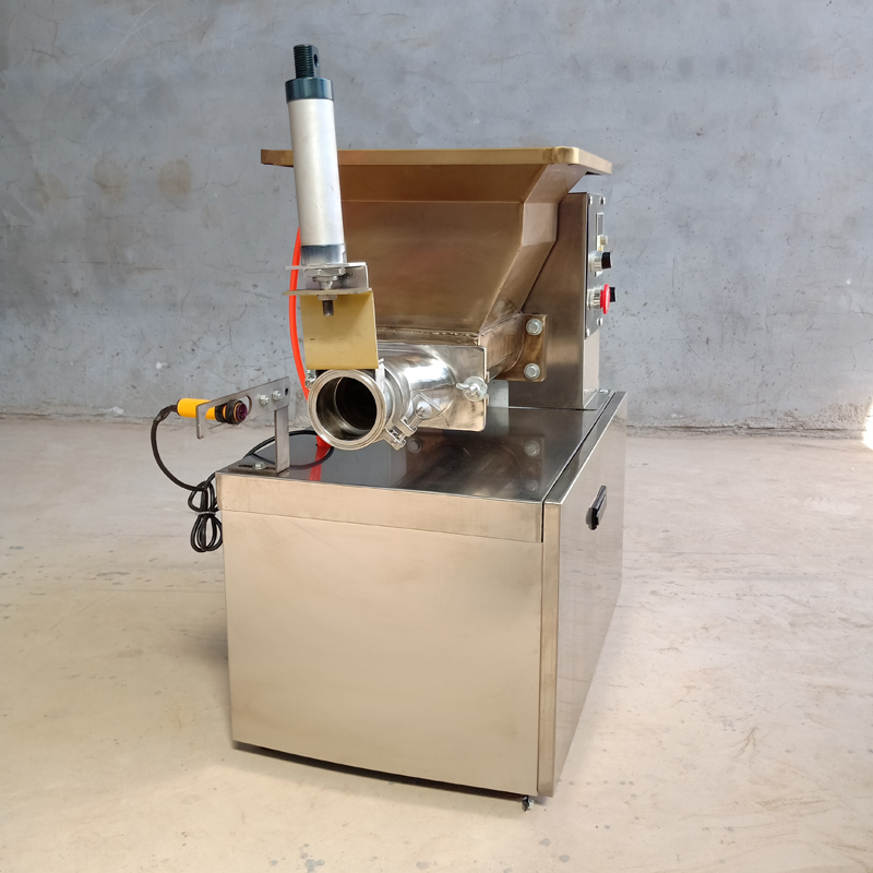 Machine à découper le pain dur - Extruder avis et prix